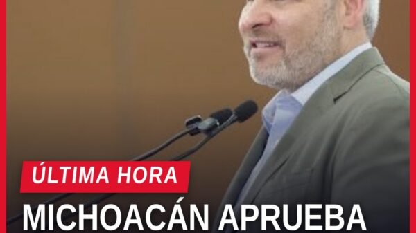 Gobernador Alfredo Ramírez Bedolla hablando ante micrófonos sobre la nueva ley de búsqueda de personas desaparecidas en