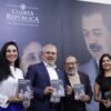 Gobernador Bedolla y el escritor Julio Moguel presentan el libro 'Buenos días, General' en un evento en Morelia, Michoacán