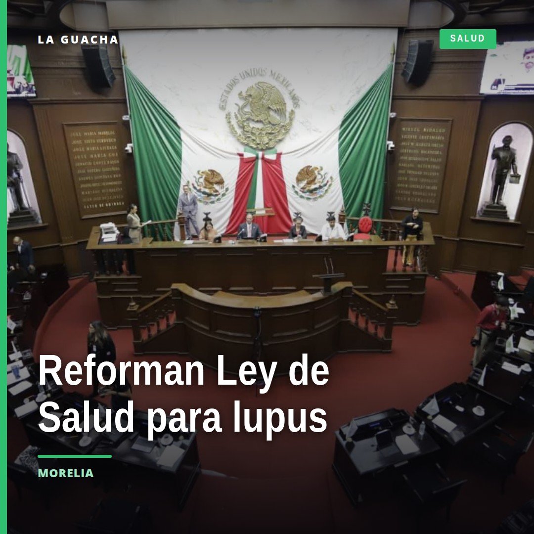 Fotografía institucional de diputados en sesión plenaria en Morelia, con bandera de Michoacán, durante la aprobación de la