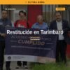 Ilustración simbólica de una llave entregada frente a una casa en Tarímbaro, representando la restitución inmueble tarímbaro