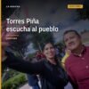 Carlos Torres Piña hablando ante una audiencia en Jiquilpan, Michoacán, durante el evento 'La 4T te escucha', enfocando la