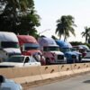 Transportistas levantan bloqueos en carreteras tras reunión con la Secretaría de Gobernación