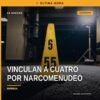 Ilustración simbólica de balanza de justicia y bolsas de droga con fondo de Morelia y Zinapécuaro, representando la