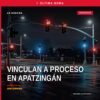 Imagen simbólica de balanza de justicia con fondo de edificio de la Fiscalía Regional de Apatzingán, vinculación a proceso