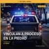 Ilustración simbólica de balanza de justicia y documento con sello judicial, representando la vinculación a proceso la piedad